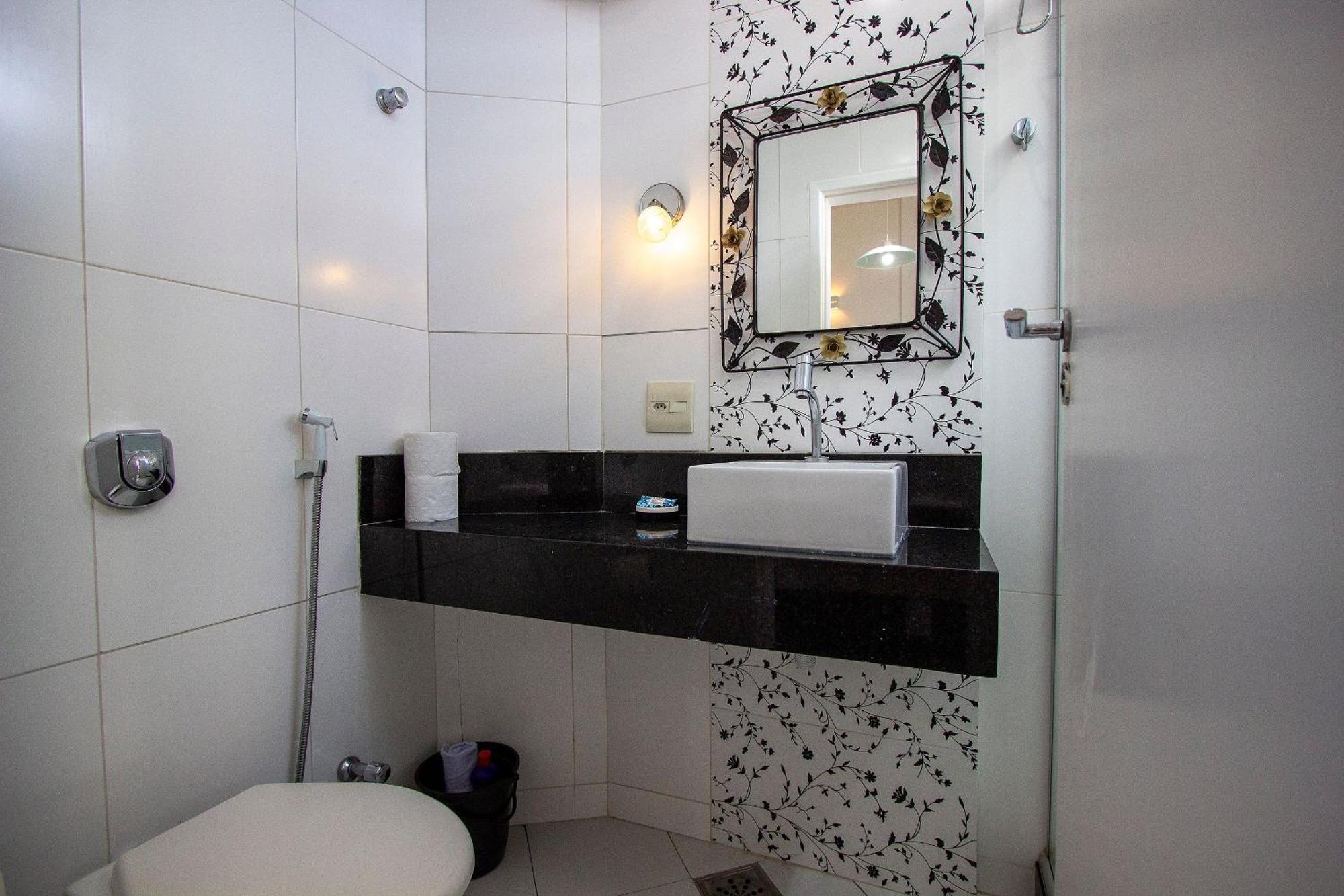 Apartment Copacabana - Vista Lateral Mar Rio de Janeiro